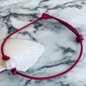 Protection red bracelet